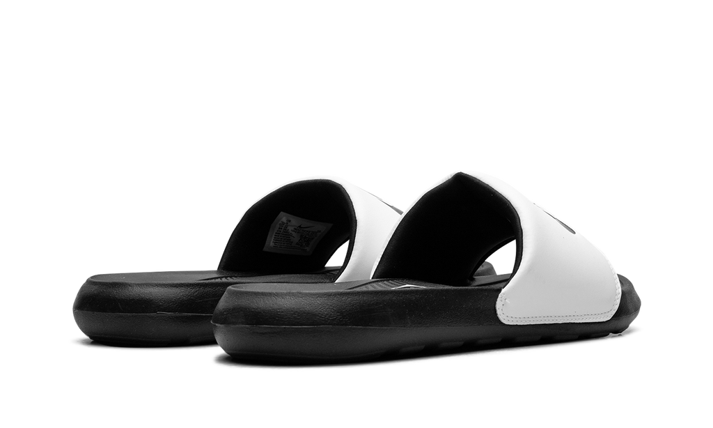 "Black White" Victori One Slide CN9675-005 - product image from the listing.