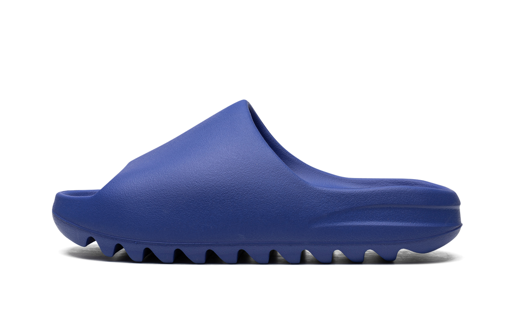 "Azure" Yeezy Slide ID4133 - product image from the listing.