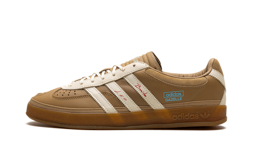 "Bad Bunny x Lionel Messi - Cardboard" Gazelle Indoor JR0182 - product image from the listing.