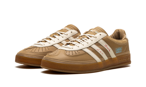 "Bad Bunny x Lionel Messi - Cardboard" Gazelle Indoor JR0182 - product image from the listing.