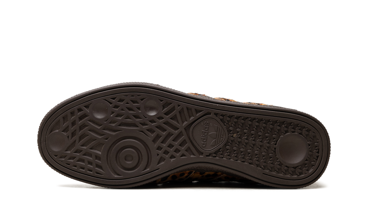 "Leopard Print Dark Brown" Handball Spezial Loafer KJ2526 - product image from the listing.