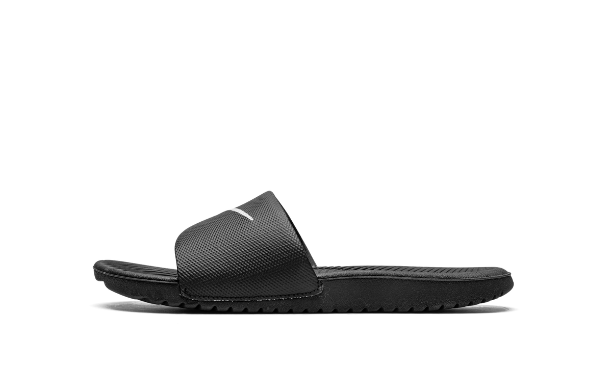 "Black" Kawa Slide GS 819352 001 - product image from the listing.
