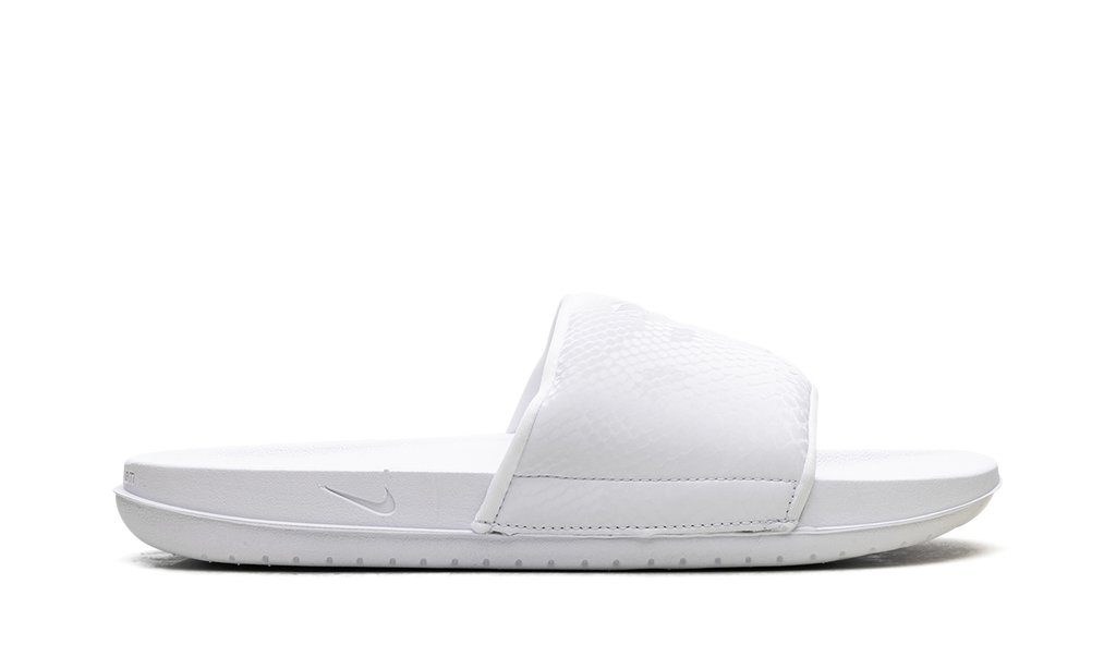 "Triple White" Kobe Offcourt Slide IF2870 100 - product image from the listing.