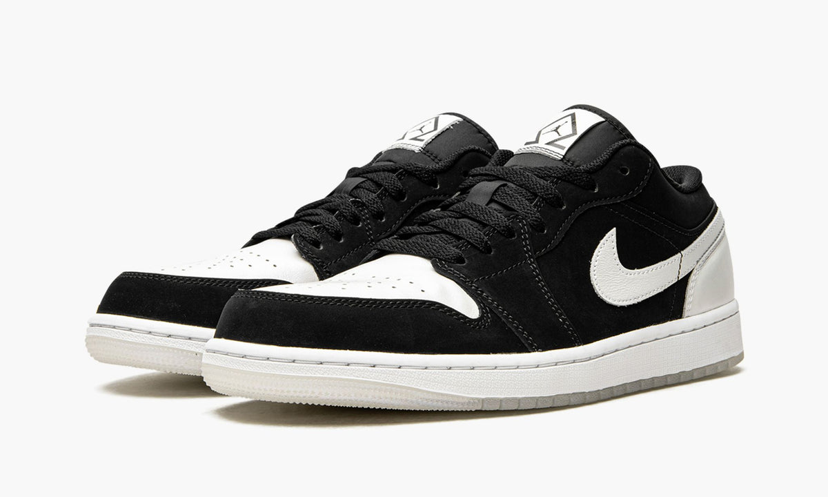 "Diamond" Air Jordan 1 Low - product image from the listing.