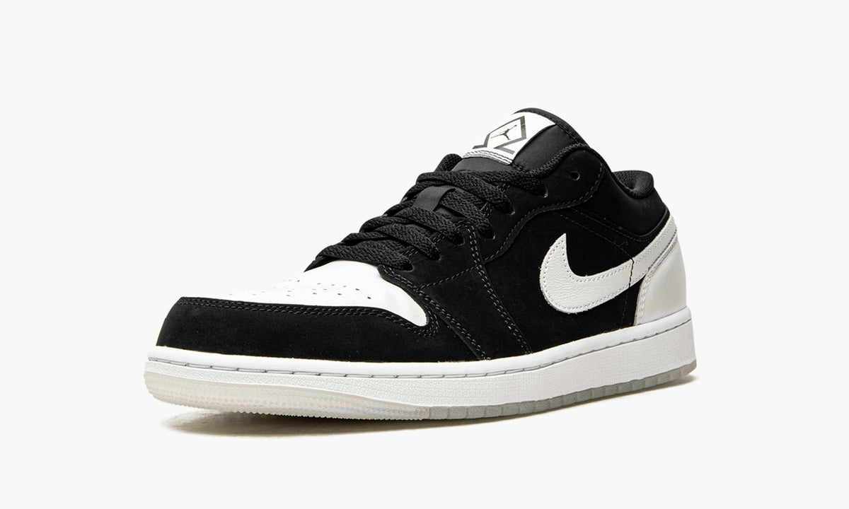 "Diamond" Air Jordan 1 Low - product image from the listing.