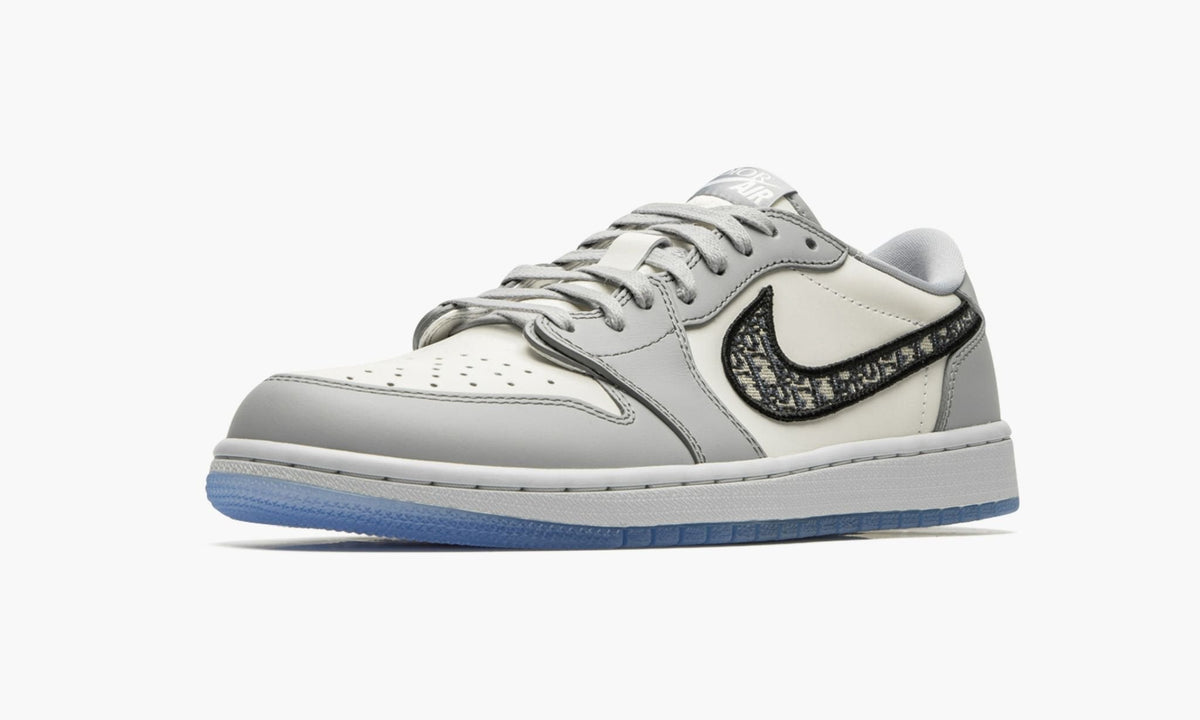"Dior" Air Jordan 1 Low - product photo shown in the listing for this item.