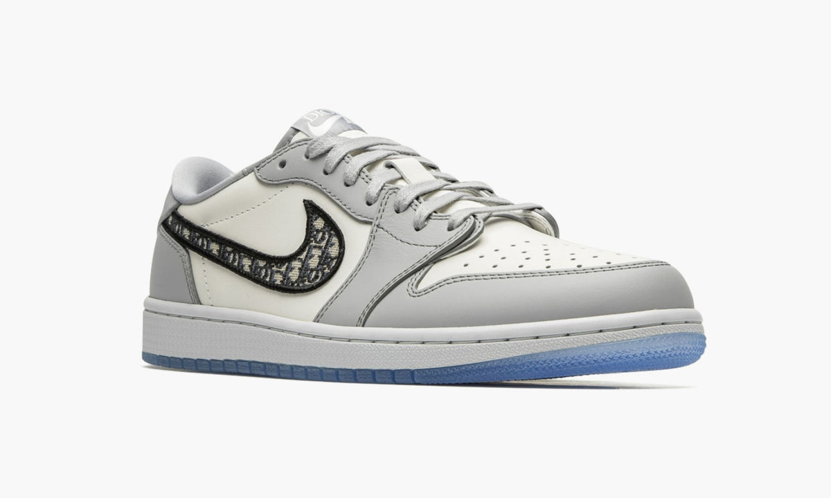 "Dior" Air Jordan 1 Low - product photo shown in the listing for this item.