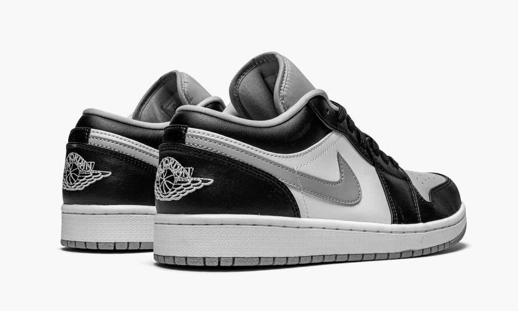 "Light Smoke Grey" Air Jordan 1 Low - product image from the listing.