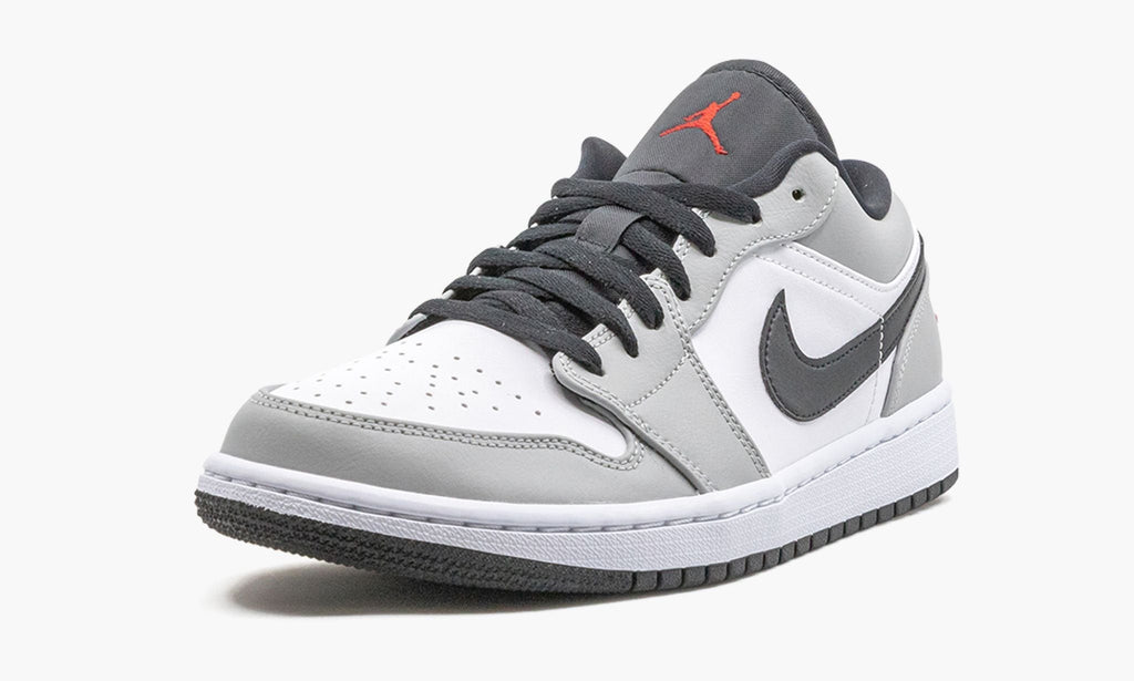"Light Smoke Grey" Air Jordan 1 Low - product image from the listing.