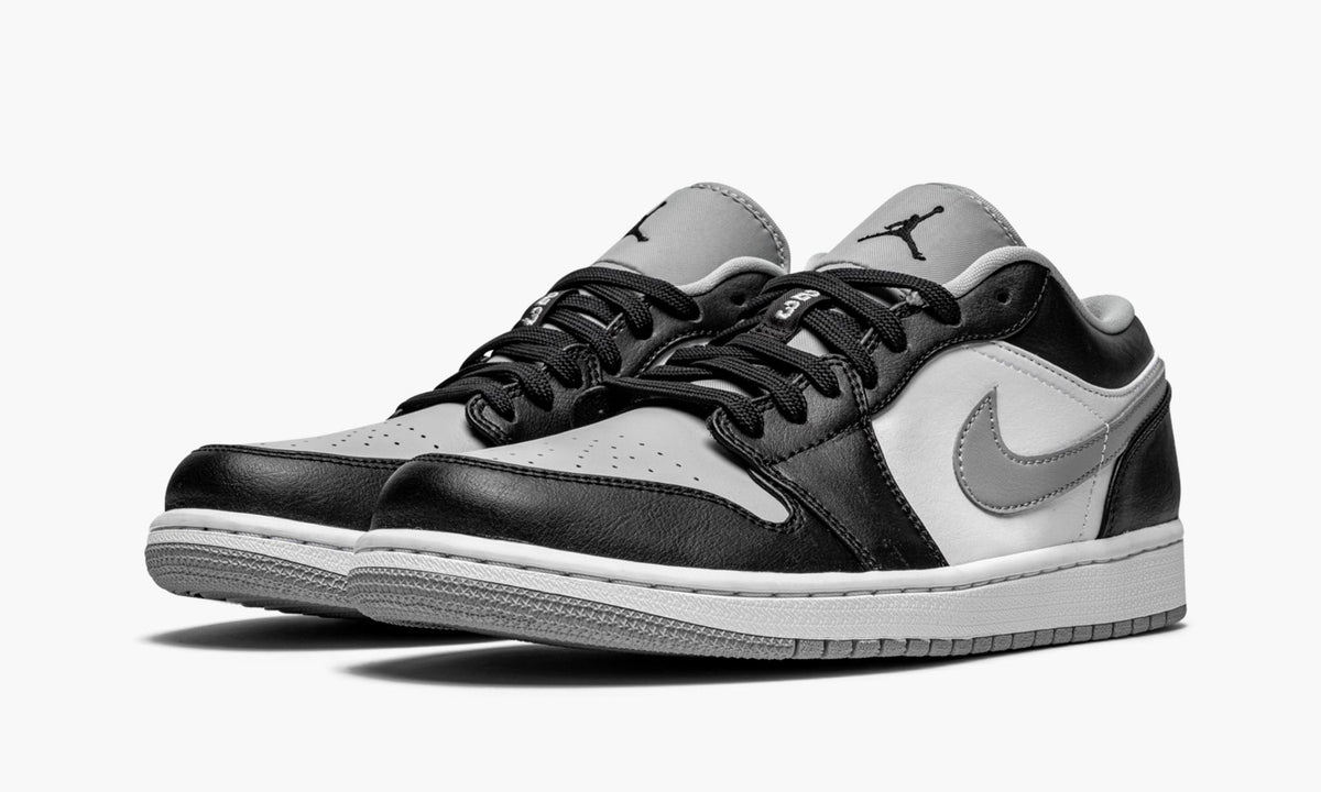"Light Smoke Grey" Air Jordan 1 Low - product image from the listing.