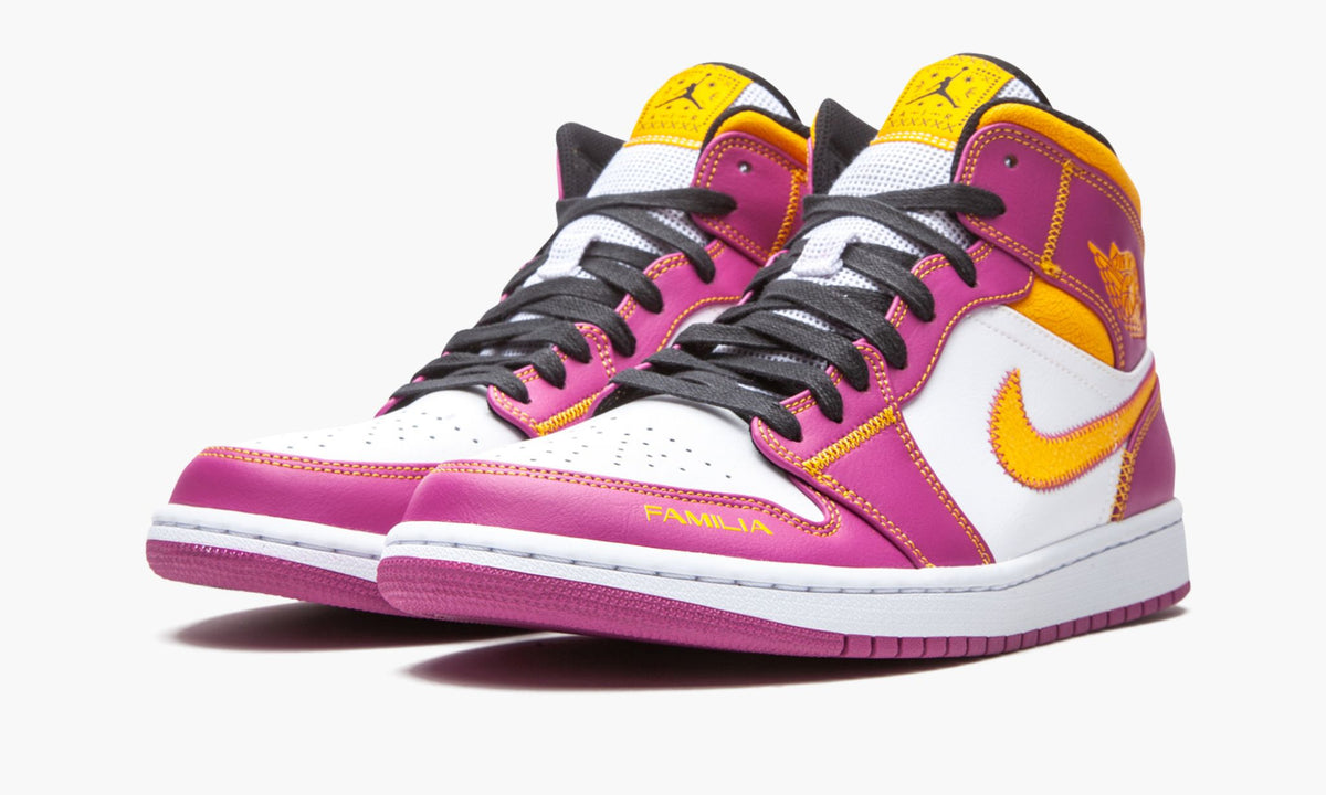 "Dia de los Muertos" Air Jordan 1 Mid - product image from the listing.