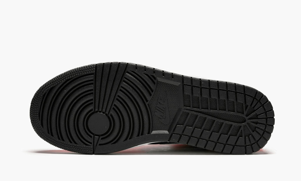 "Infrared 23" Air Jordan 1 Mid - product image from the listing.