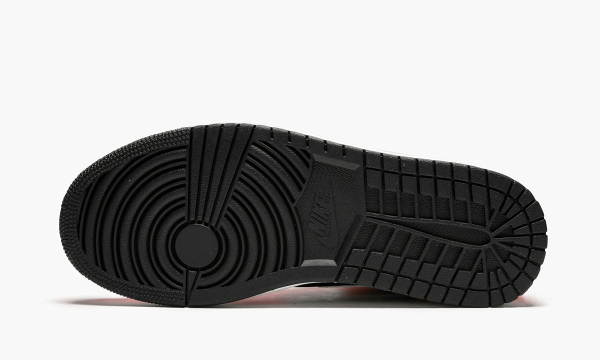 "Infrared 23" Air Jordan 1 Mid - product image from the listing.