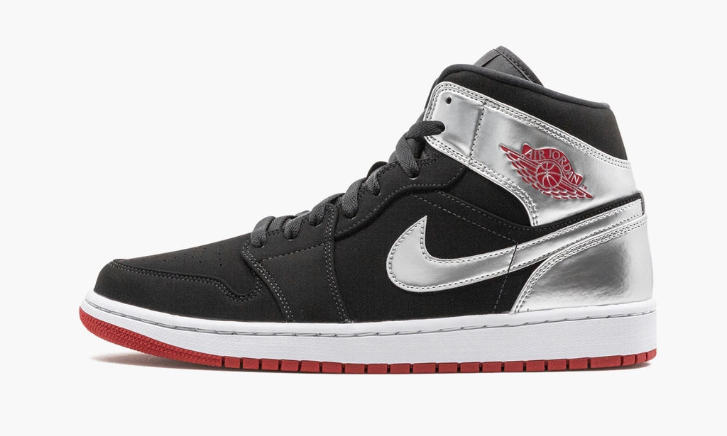 "Johnny Kilroy" Air Jordan 1 Mid - product image from the listing.