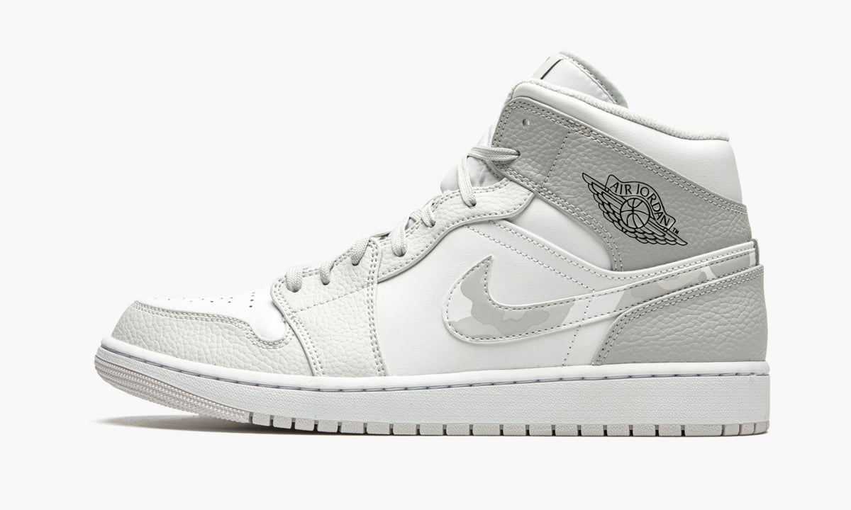"White Camo" Air Jordan 1 Mid - product image from the listing.