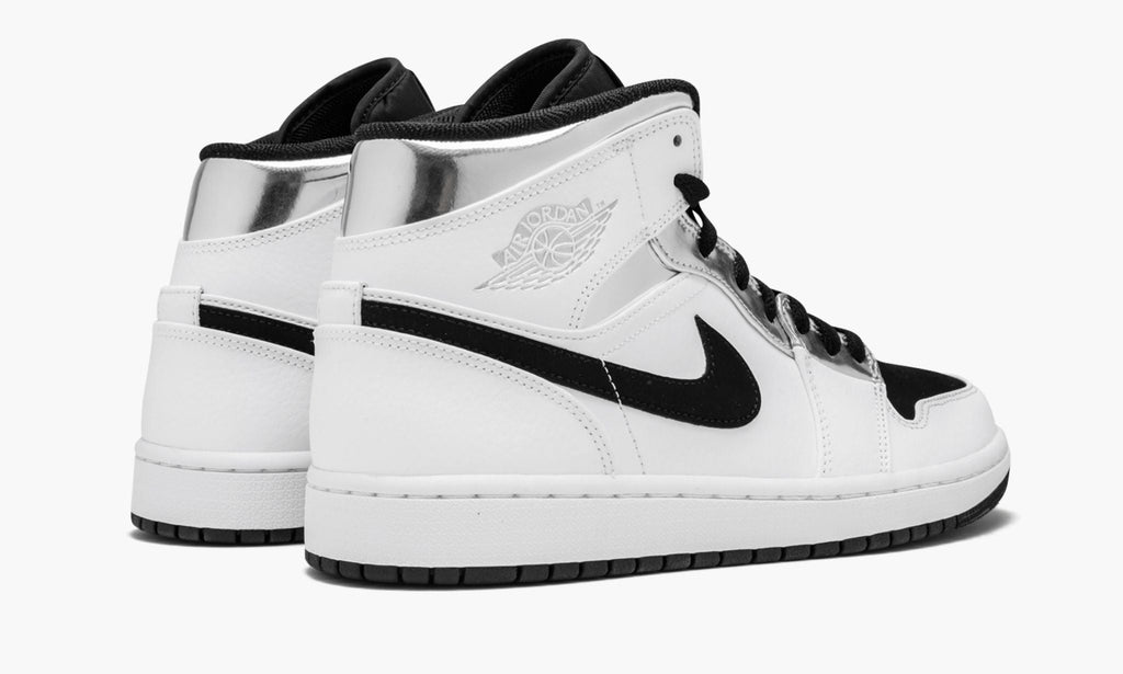 Alternate Think 16 - Air Jordan 1 Mid - product image from the listing.