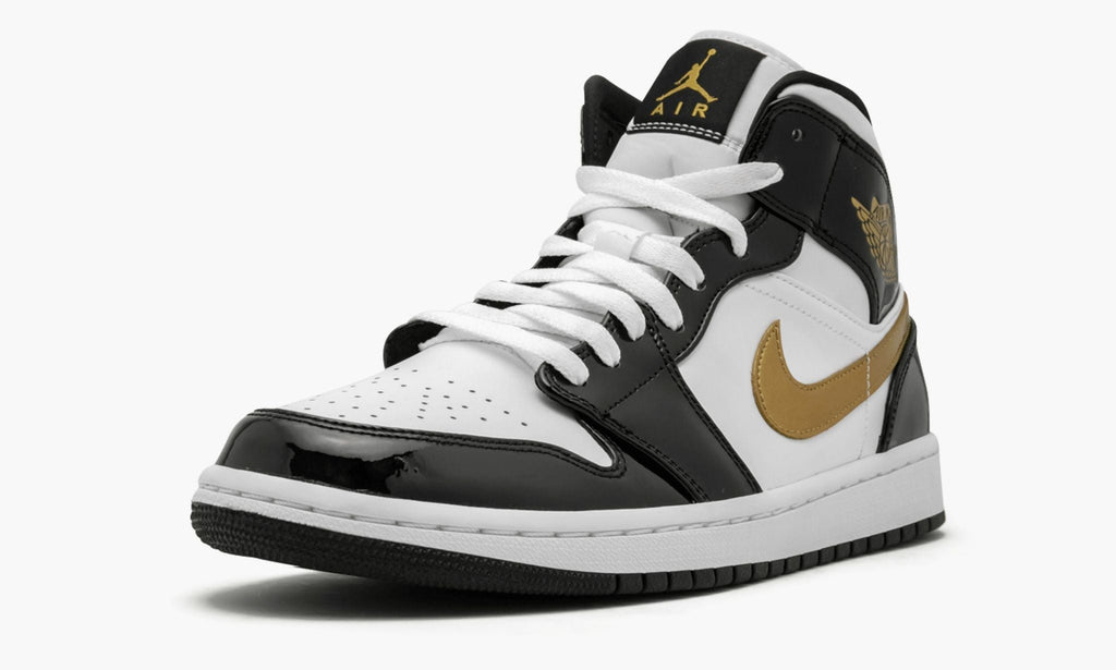 "Black Gold Patent Leather" Air Jordan 1 Mid SE - product image from the listing.