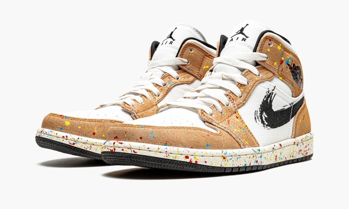 "Brushstroke" Air Jordan 1 Mid SE - product image from the listing.