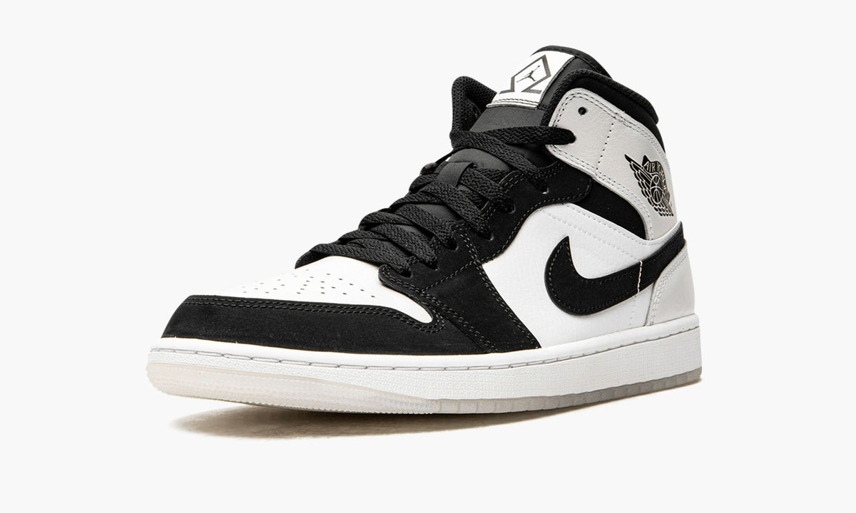 "Diamond" Air Jordan 1 MID SE - product image from the listing.