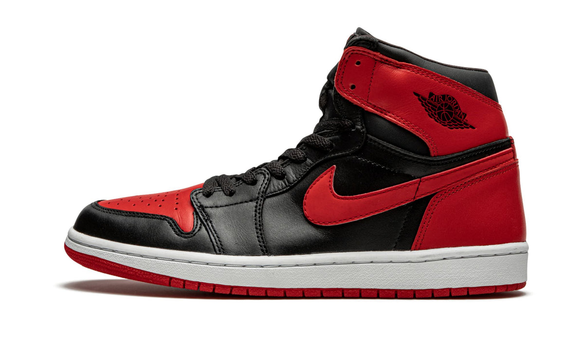 "BRED 01′" Air Jordan 1 Retro - product image from the listing.