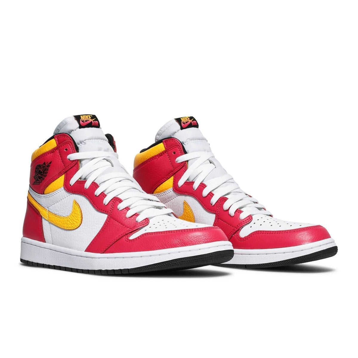 "Light Fusion Red" Air Jordan 1 Retro High OG 555088-603 - product image from the listing.