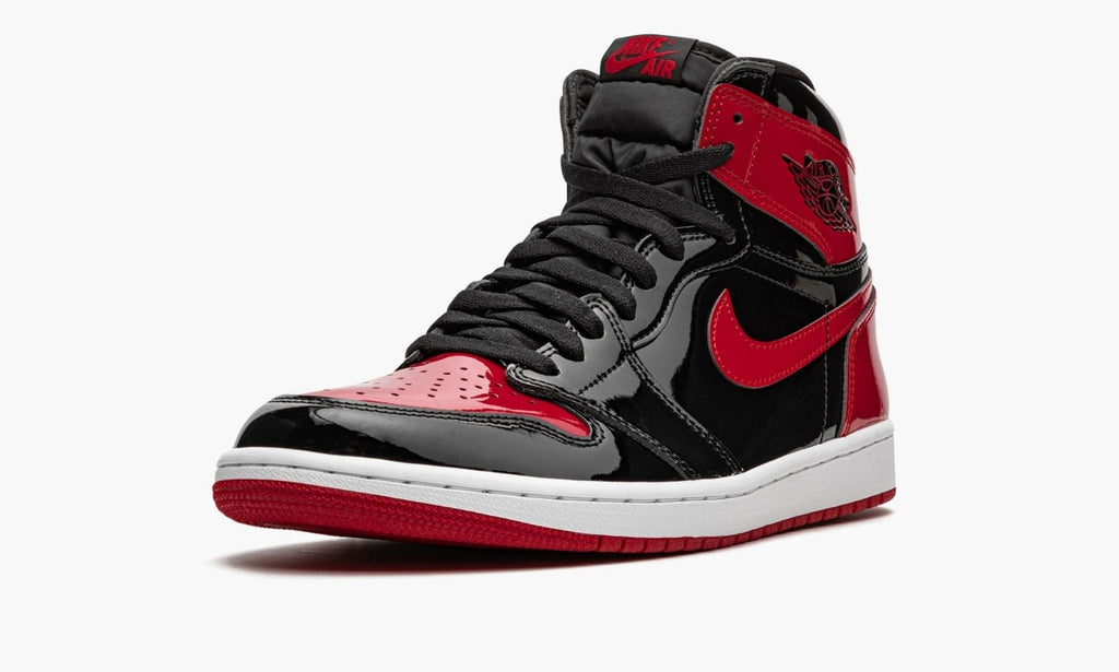 "Bred Patent" Air Jordan 1 Retro High OG - product image from the listing.