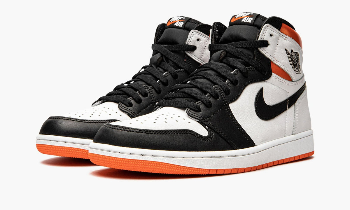 "Electro Orange" Air Jordan 1 Retro High OG - product image from the listing.