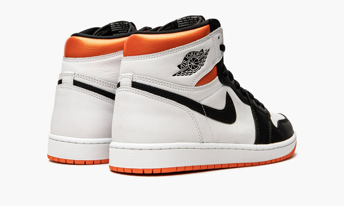 "Electro Orange" Air Jordan 1 Retro High OG - product image from the listing.