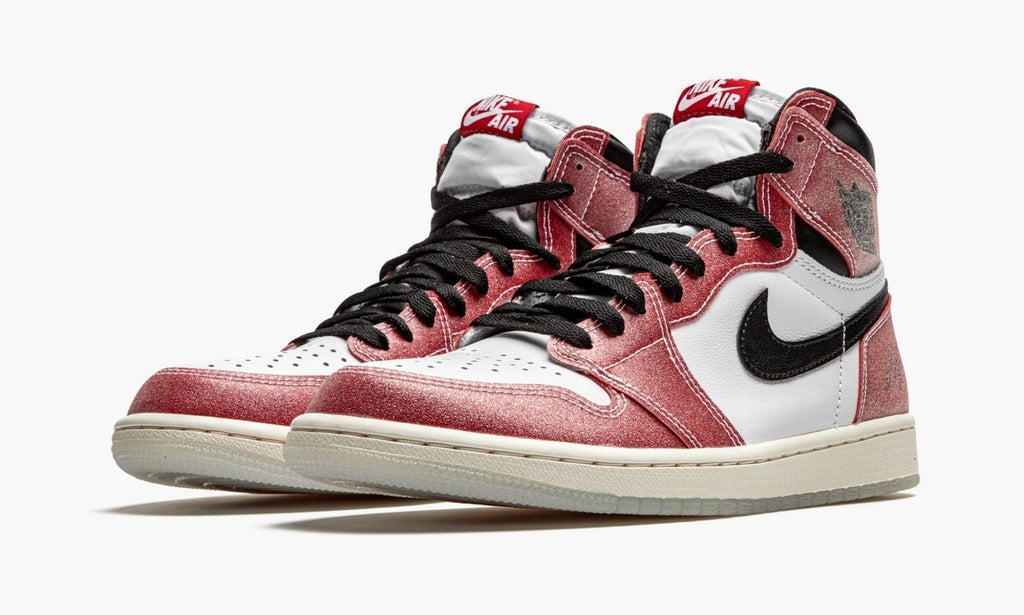 "Trophy Room - Chicago" Air Jordan 1 Retro High OG - product image from the listing.