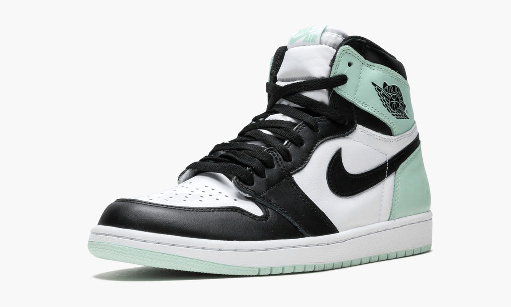"Igloo" Air Jordan 1 Retro High OG NRG - product image from the listing.