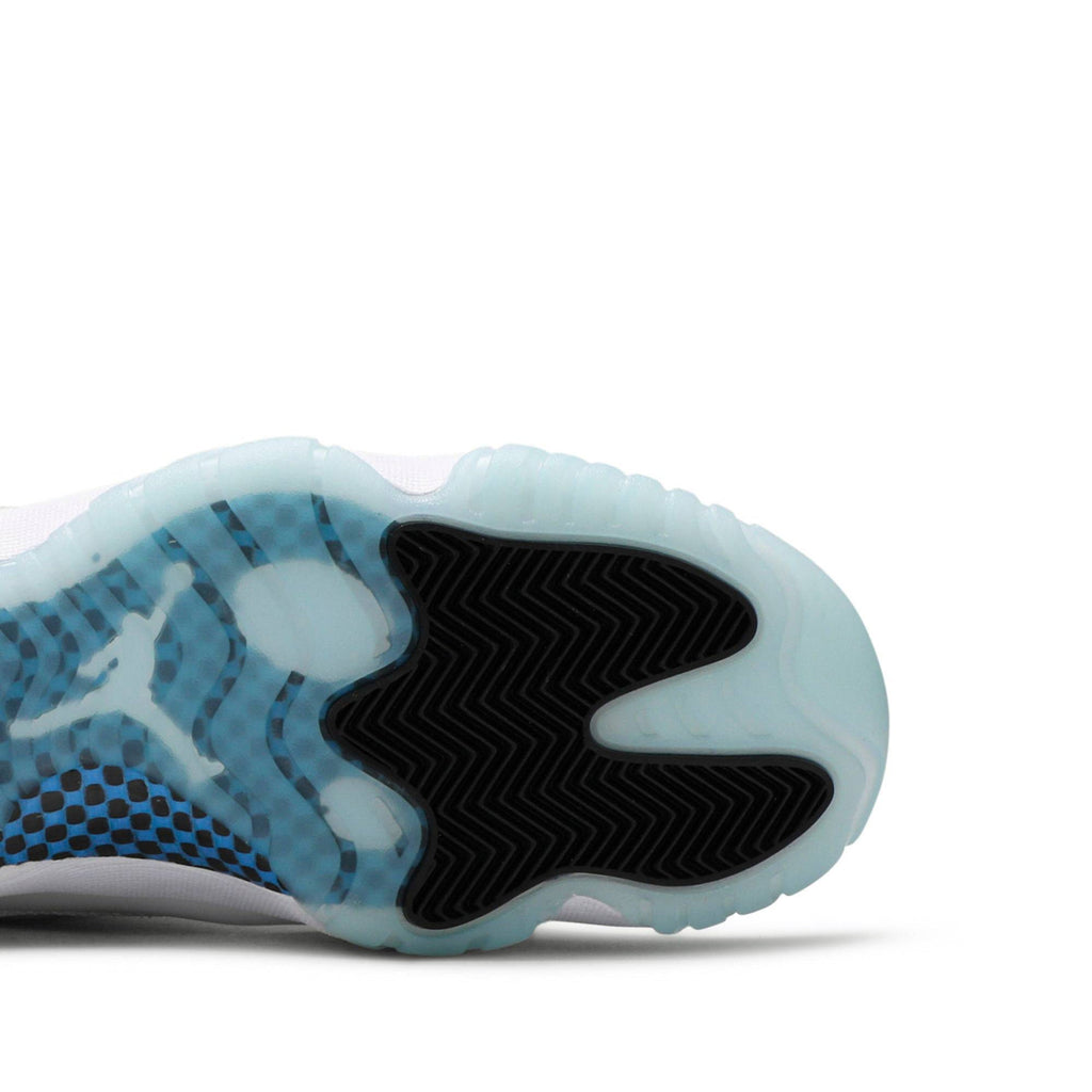 "Legend Blue" Air Jordan 11 Retro Low AV2187-117 - product image from the listing.