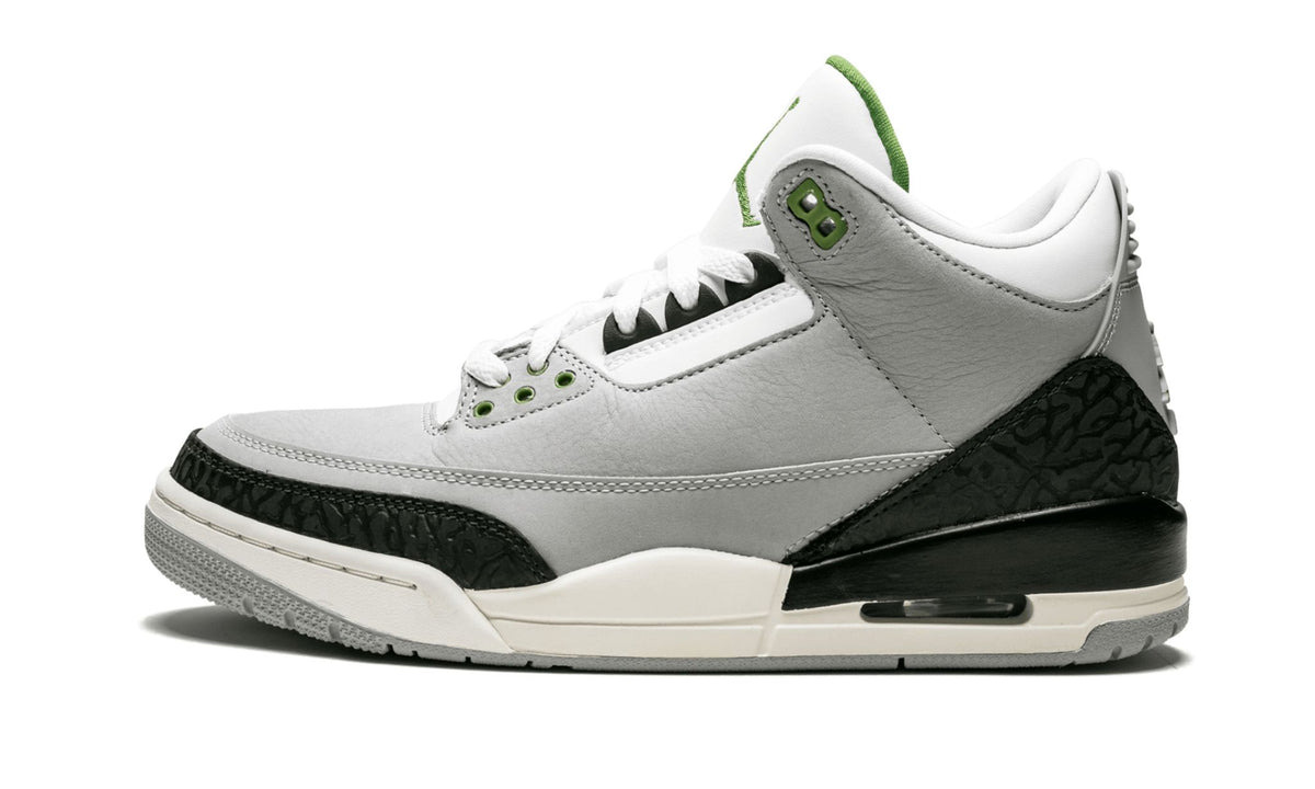 "Chlorophyll" Air Jordan 3 Retro - product image from the listing.