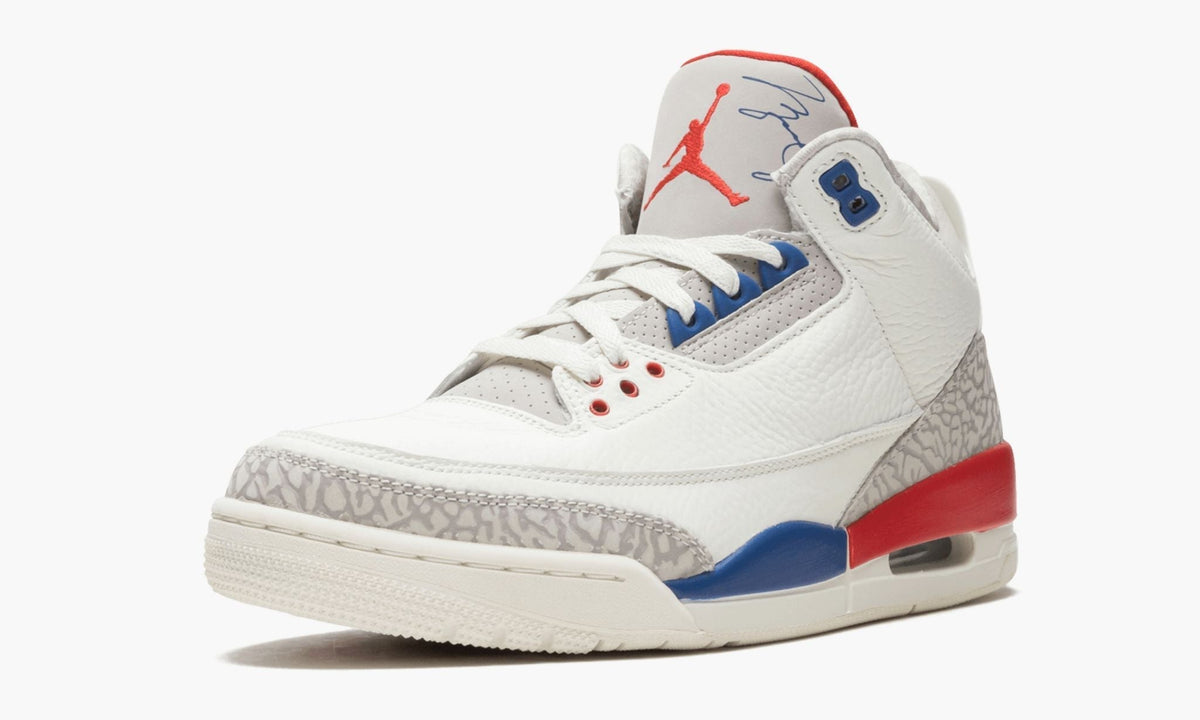 "International Flight" Air Jordan 3 Retro - product image from the listing.