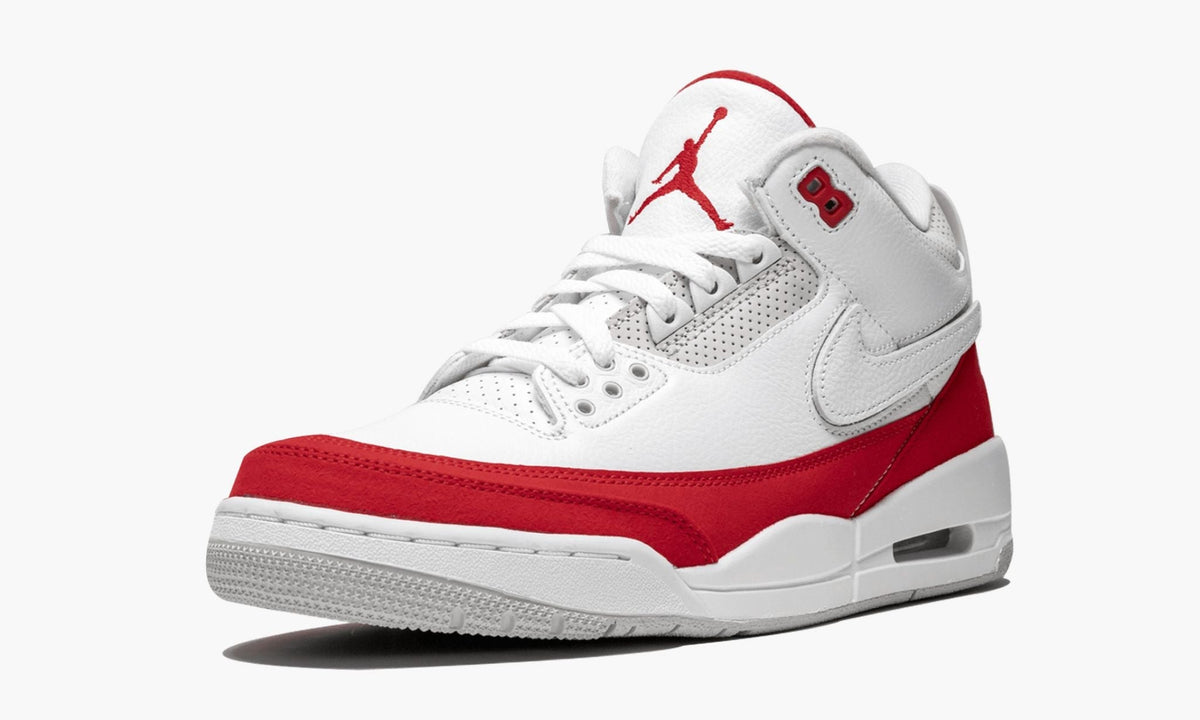 "Air Max 1 - University Red" Air Jordan 3 Retro Tinker - product image from the listing.