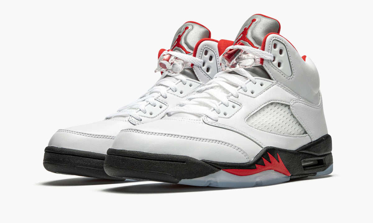 "Fire Red Silver Tongue 2020" Air Jordan 5 Retro - product image from the listing.