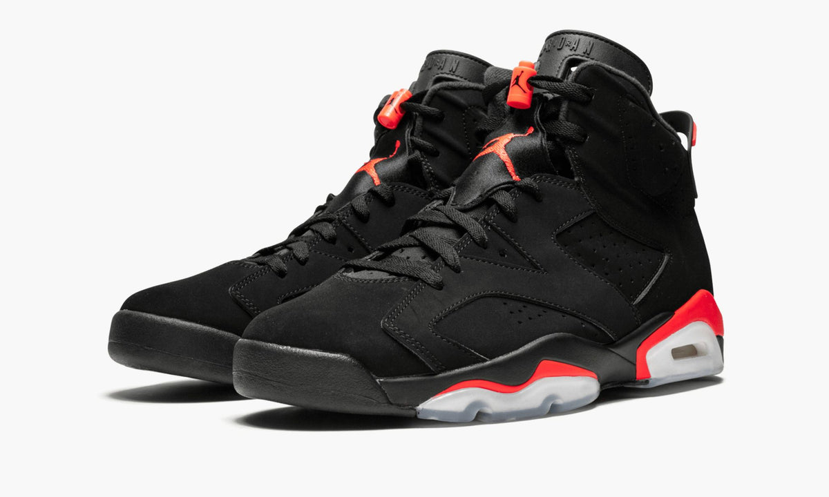 "Infrared - 2019 Release" Air Jordan 6 Retro - product image from the listing.