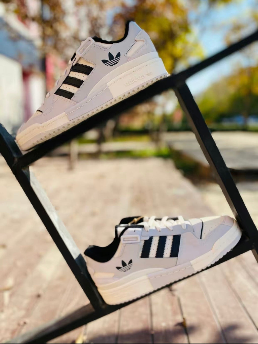 Adidas Originals Forum Exhibit Low Sneakers in Gray Black GX6284 - product image from the listing.