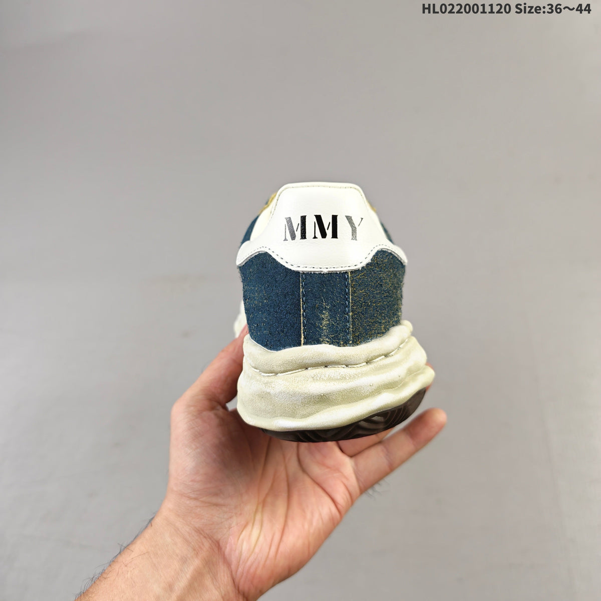 Blue Denim MMY Wayne Low-Top Sneakers - product image from the listing.