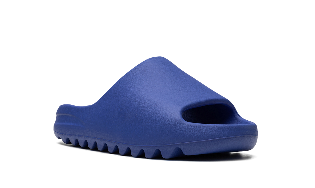 "Azure" Yeezy Slide ID4133 - product image from the listing.