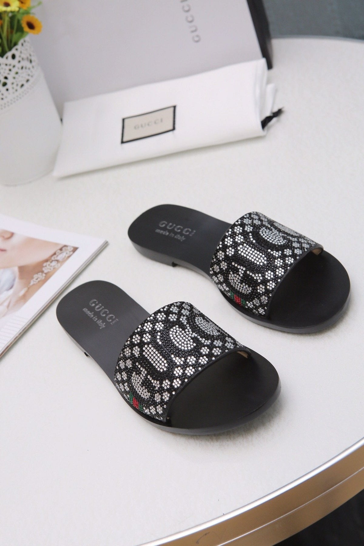 slides by Gucci - product photo shown in the listing for this item.