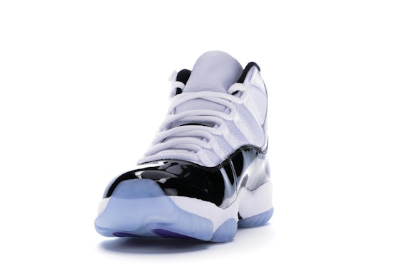 Concord 2018 White Black-Concord - Jordan 11 Retro 378037-100 - product image from the listing.