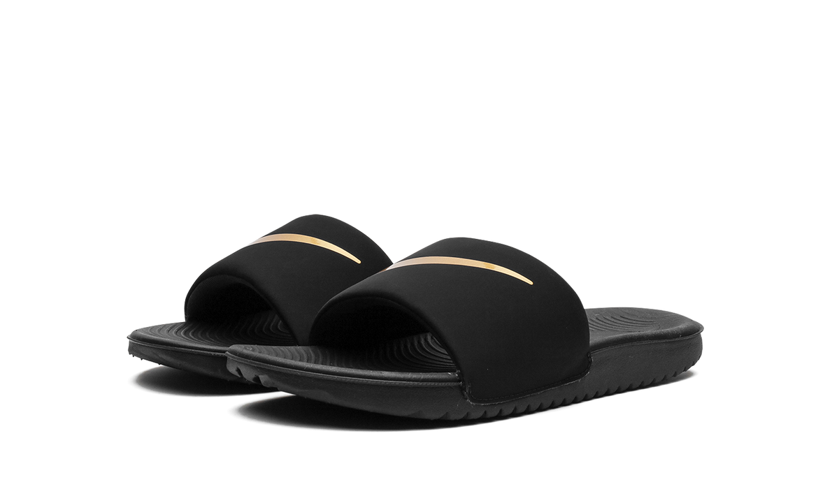 "Black" Kawa Slides GS 819352 003 - product image from the listing.