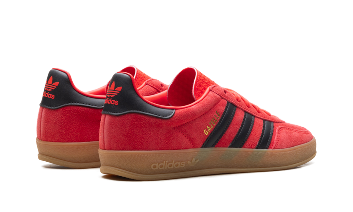 "Lucid Red Black" GAZELLE INDOOR JR6304 - product image from the listing.