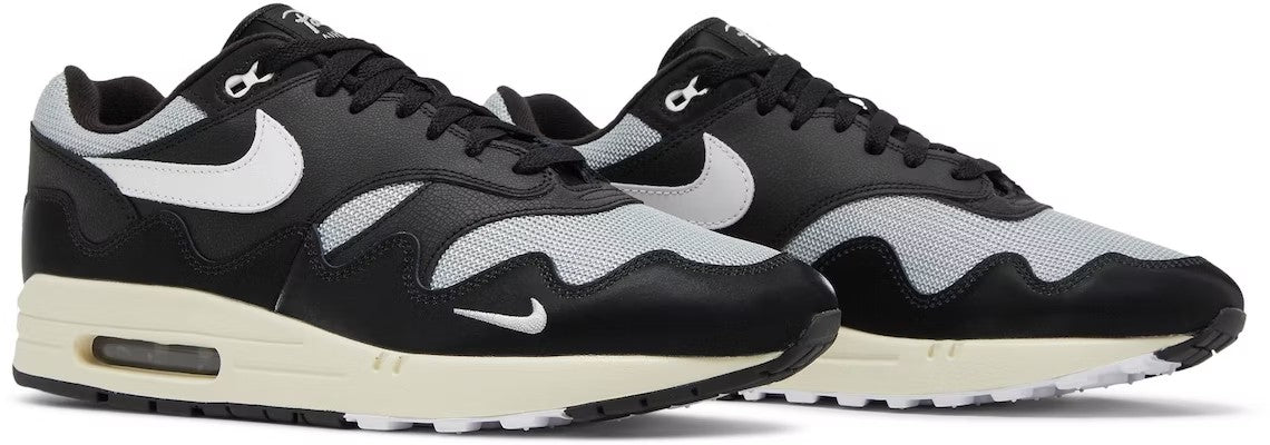 Patta x Nike Air Max 1 Black White (With Bracelet) - product image from the listing.