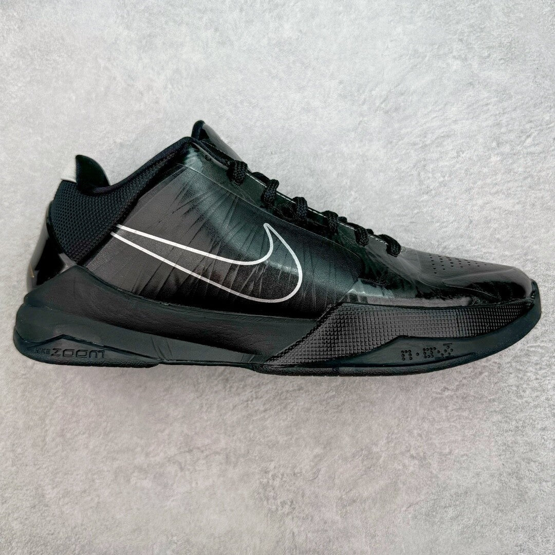 "BlackOut" NK Zoom Kobe V5 2010 Black 386429-003 Size 6.5-14 - product image from the listing.