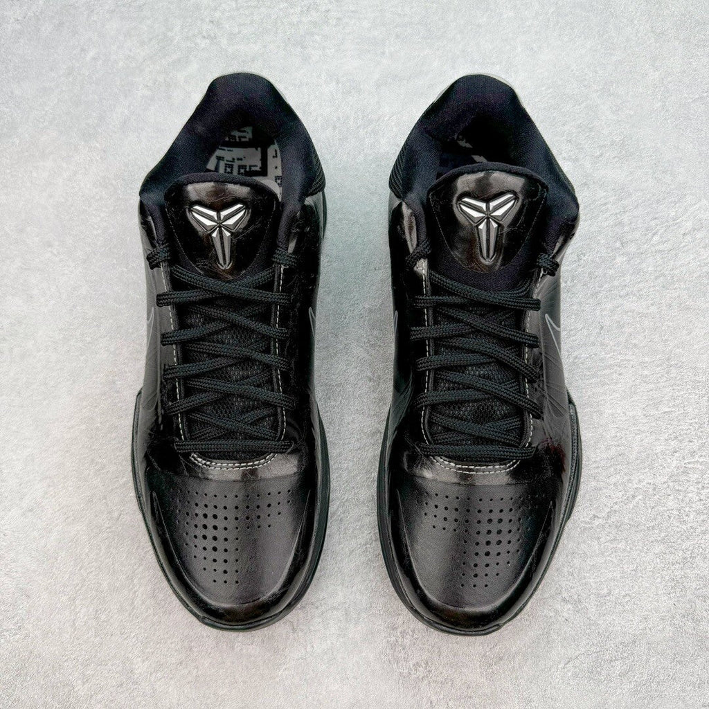 "BlackOut" NK Zoom Kobe V5 2010 Black 386429-003 Size 6.5-14 - product image from the listing.