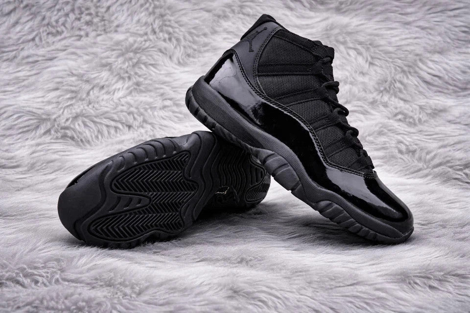 "Black Cat" MEN Jordan 11 Size US 5-16 - product image from the listing.