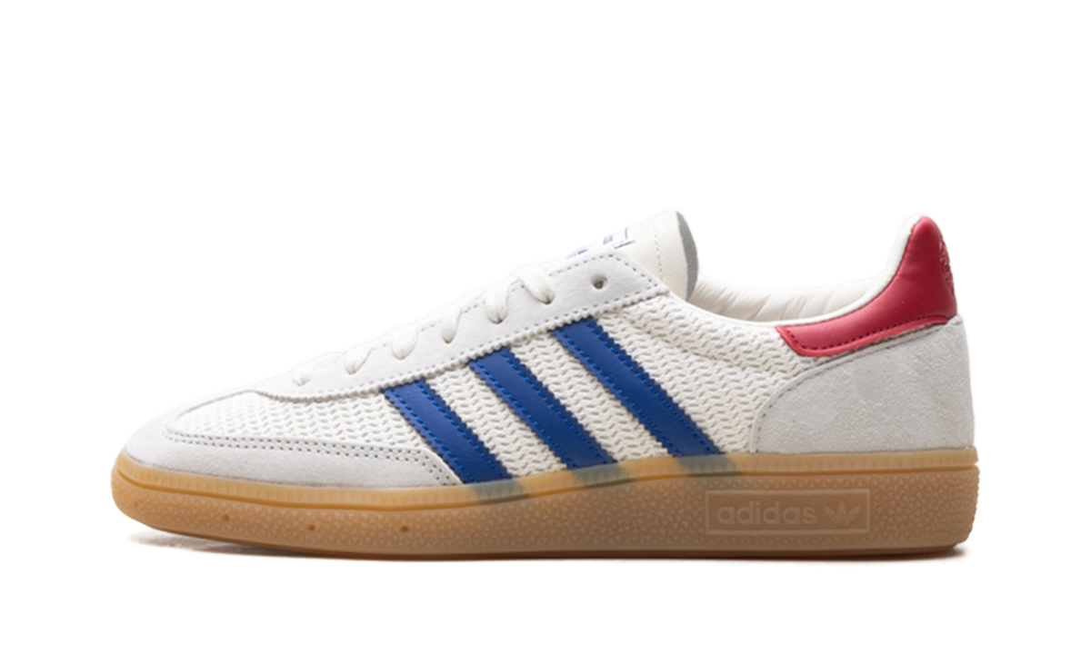 "Kith x Lionel Messi - White Collegiate Royal" Handball Spezial KJ2712 - product image from the listing.
