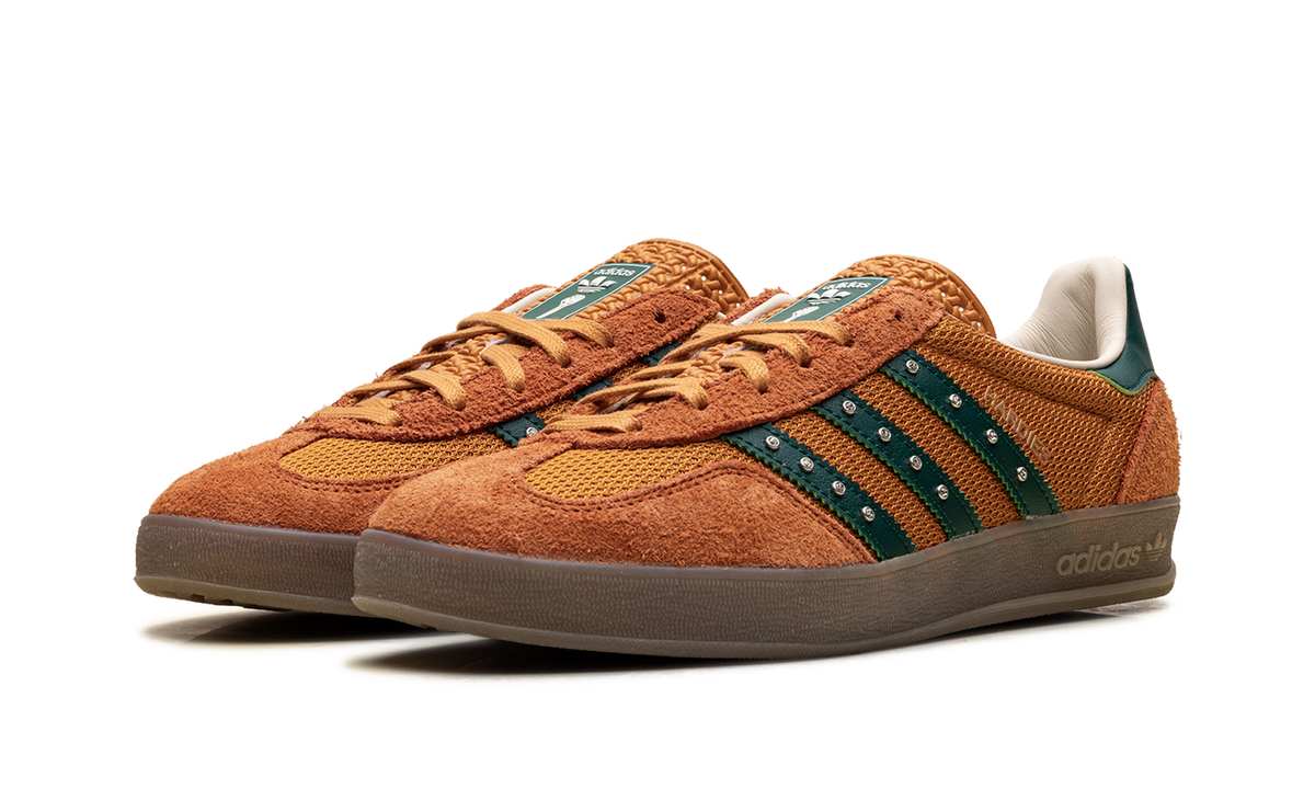"Hardies - Rust Orange" Gazelle Indoor KI7011 - product image from the listing.