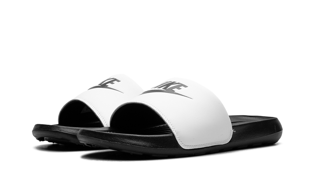 "Black White" Victori One Slide CN9675-005 - product image from the listing.